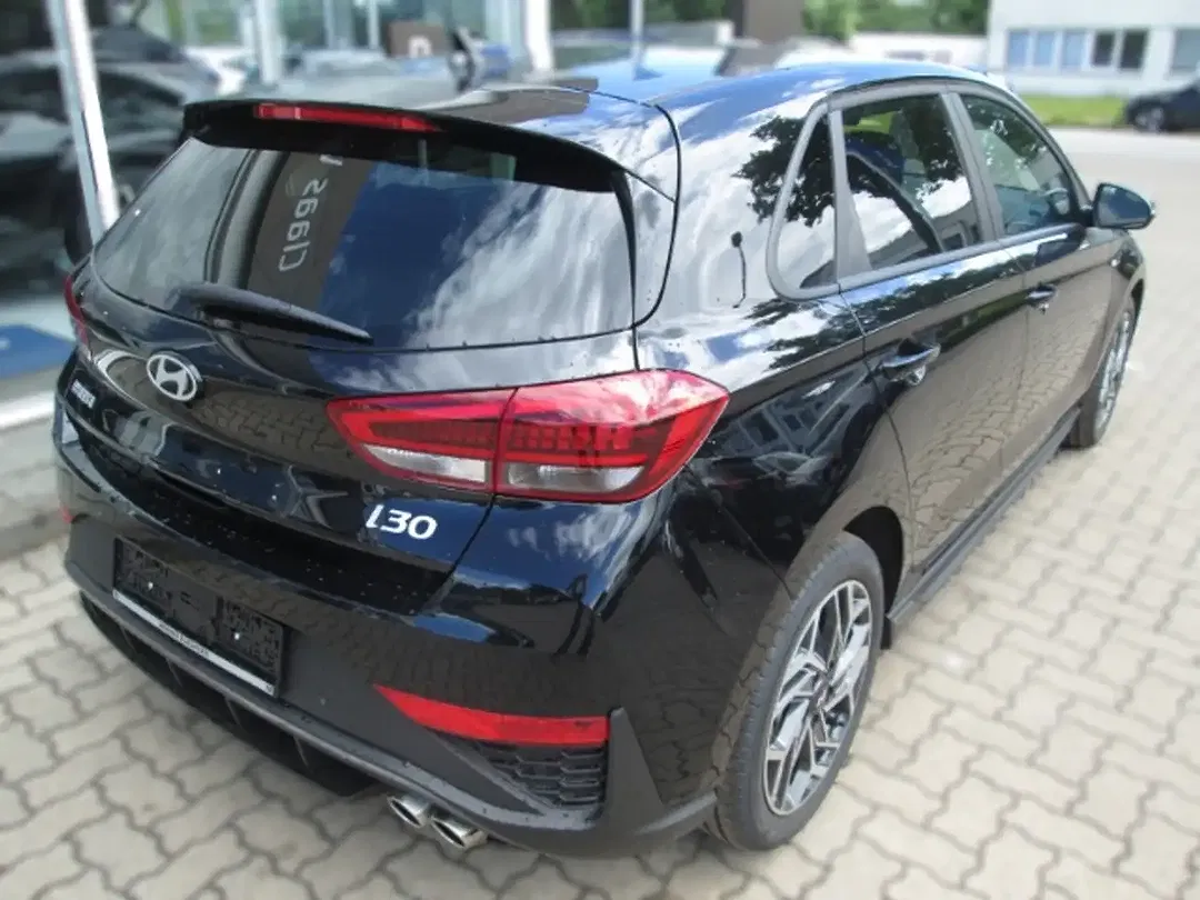Hyundai i30 - Thumbnail 4