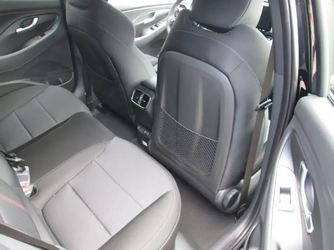 Hyundai i30 - Thumbnail 8