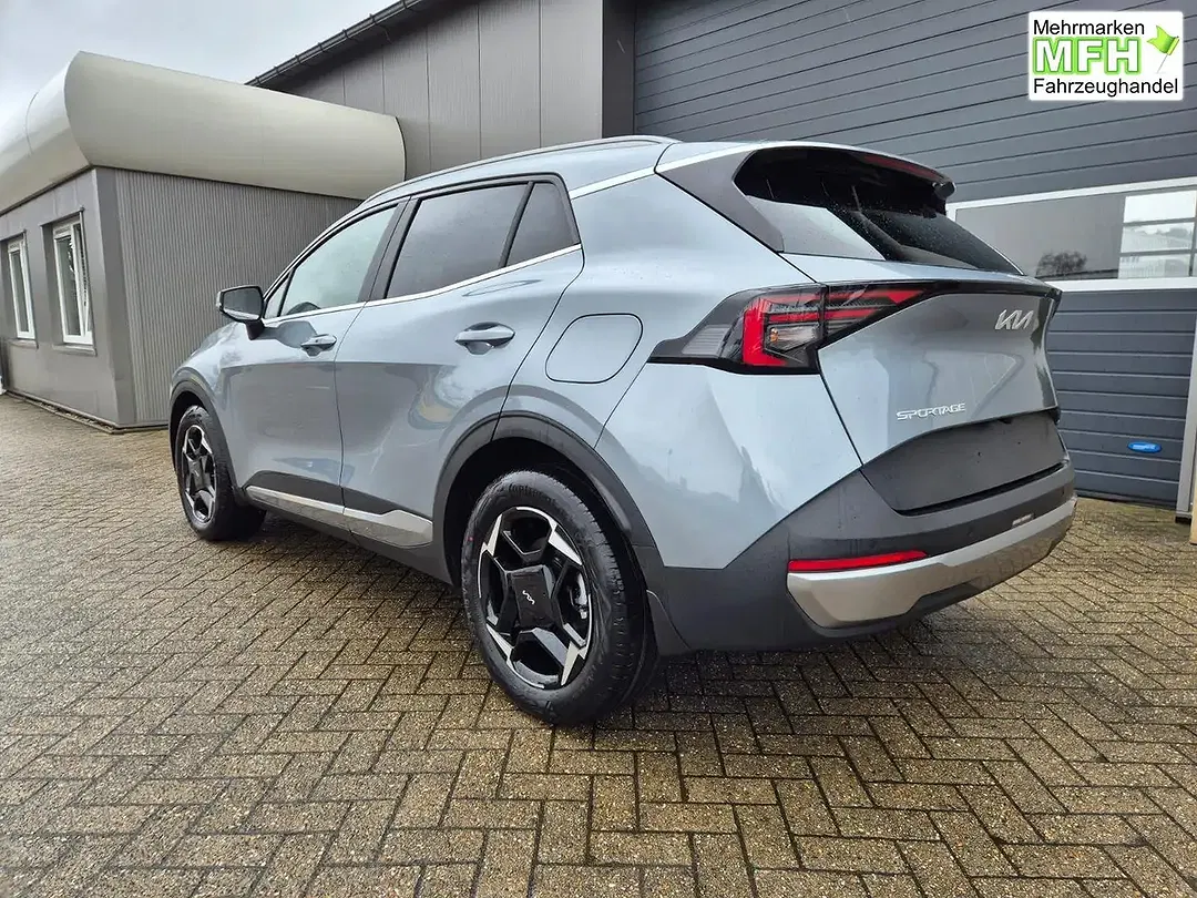 Kia Sportage - Thumbnail 3