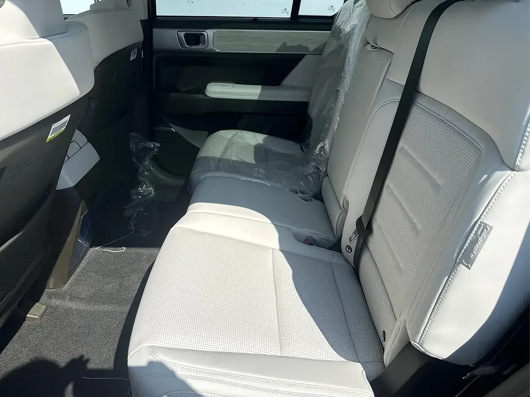 Hyundai SANTA FE - Thumbnail 11