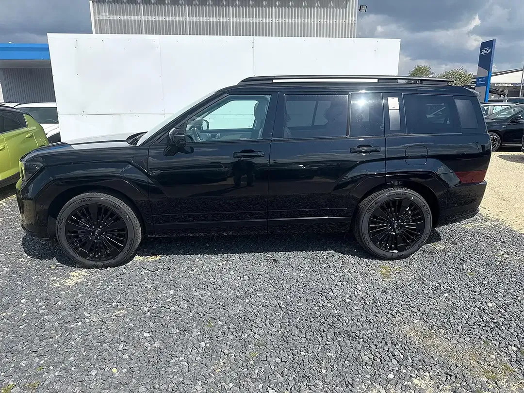 Hyundai SANTA FE - Thumbnail 3