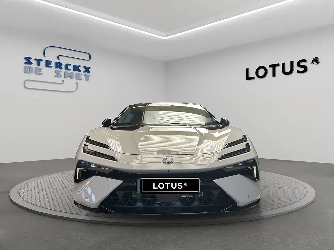 Lotus Emeya - Afbeelding 1