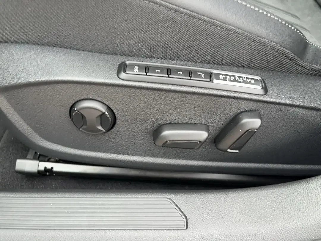 Volkswagen Golf Variant - Thumbnail 8