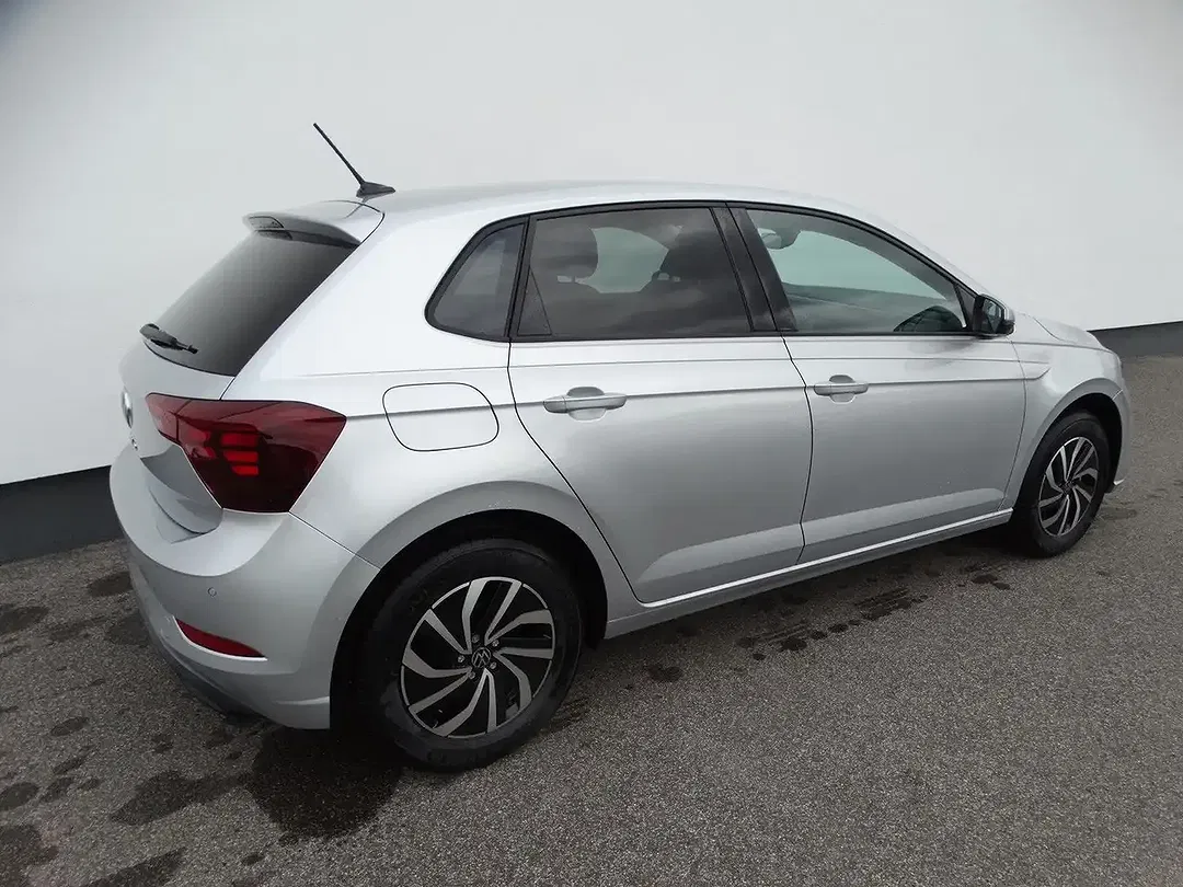 Volkswagen Polo - Thumbnail 5