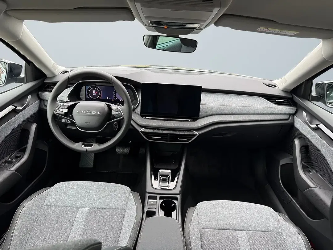 Skoda Octavia - Thumbnail 8