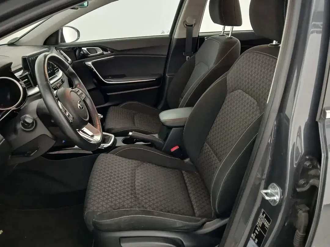 Kia Ceed / cee'd - Thumbnail 6