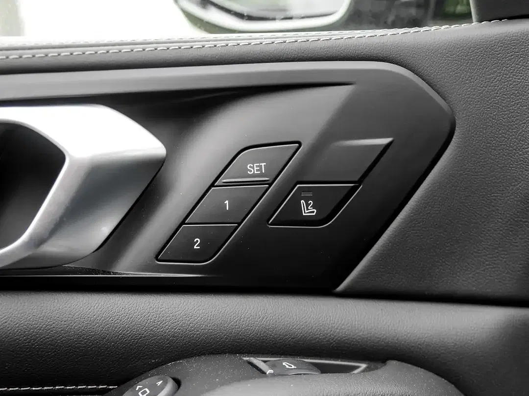 BMW X5 - Thumbnail 13
