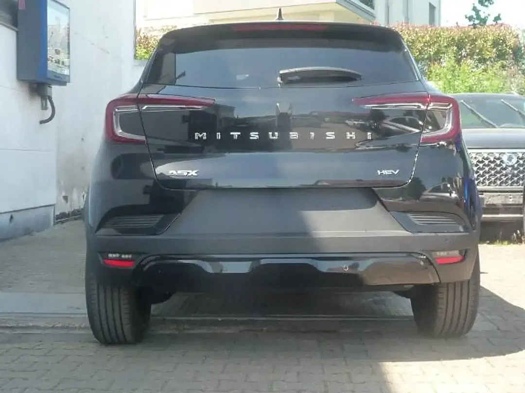 Mitsubishi ASX - Thumbnail 3