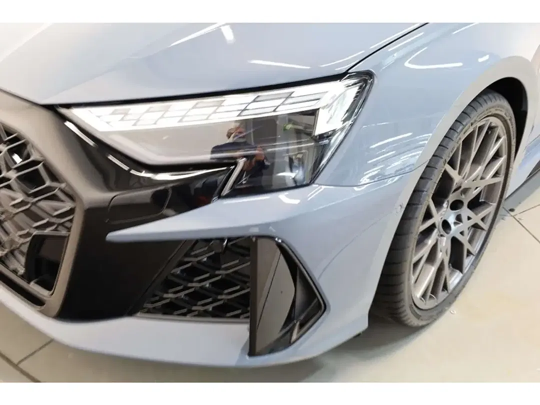 Audi RS3 - Thumbnail 6