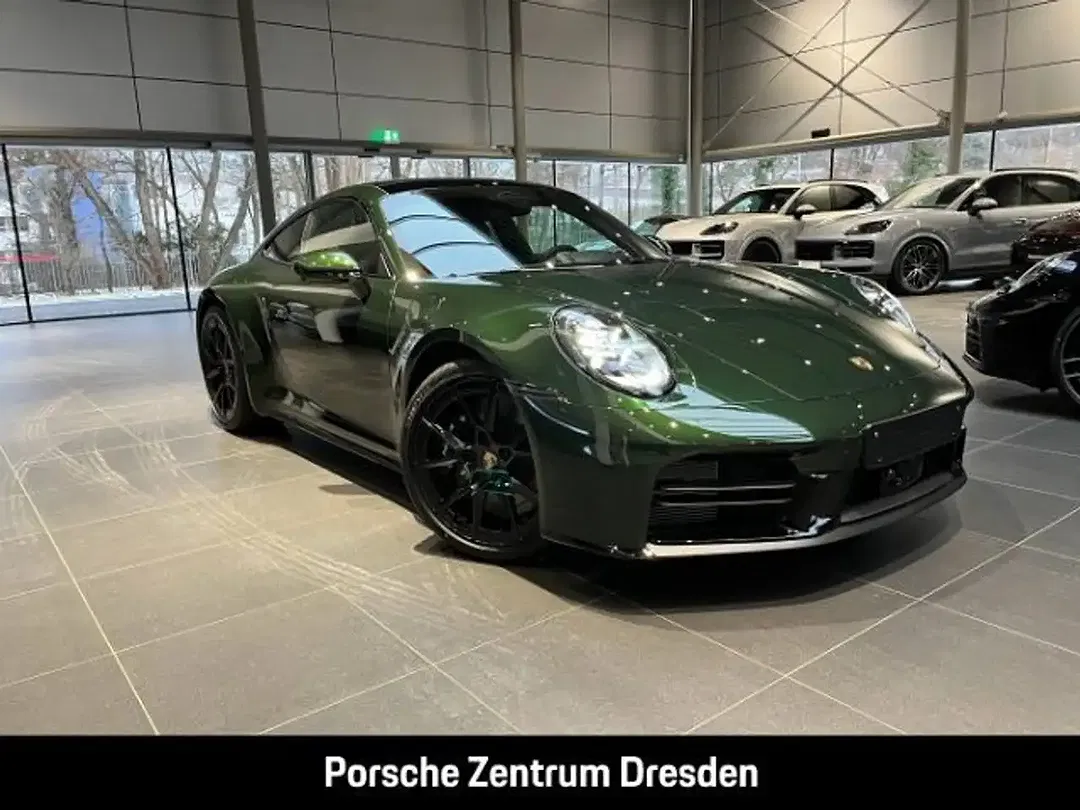 Porsche 992 - Thumbnail 11