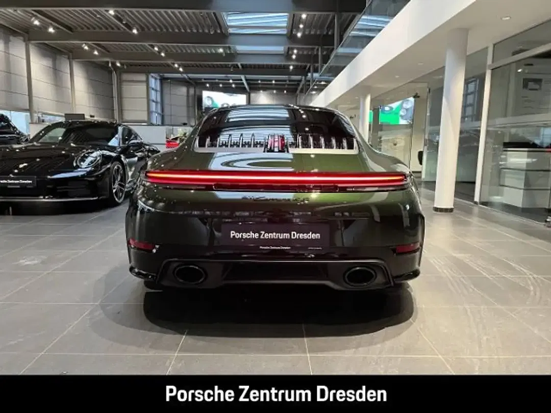 Porsche 992 - Thumbnail 8