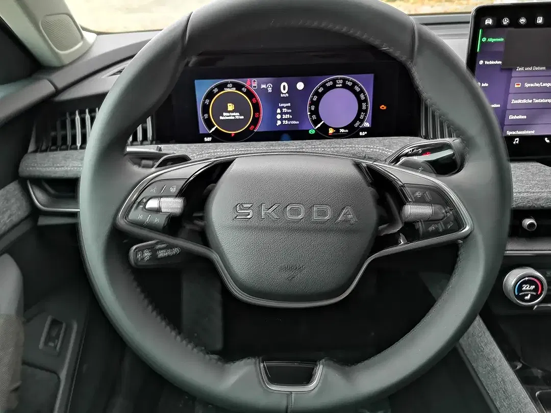 Skoda Superb - Thumbnail 6