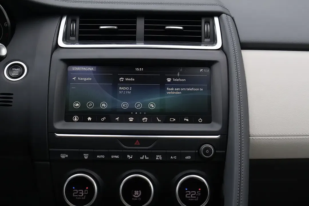 Jaguar E-Pace - Thumbnail 13