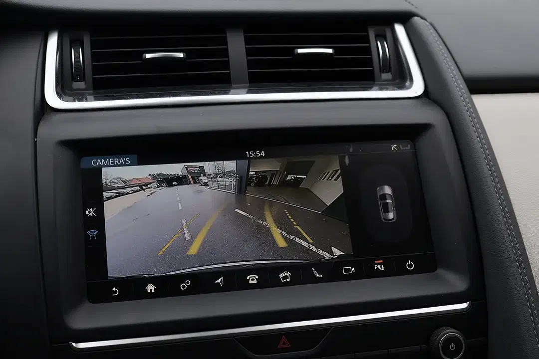 Jaguar E-Pace - Thumbnail 15