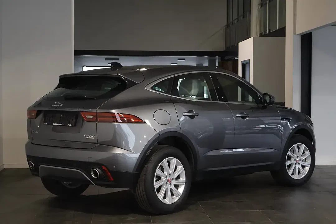 Jaguar E-Pace - Thumbnail 7
