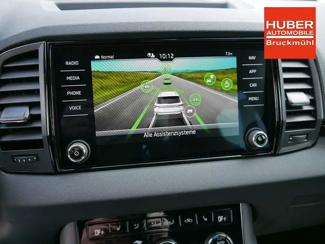 Skoda Karoq - Thumbnail 14