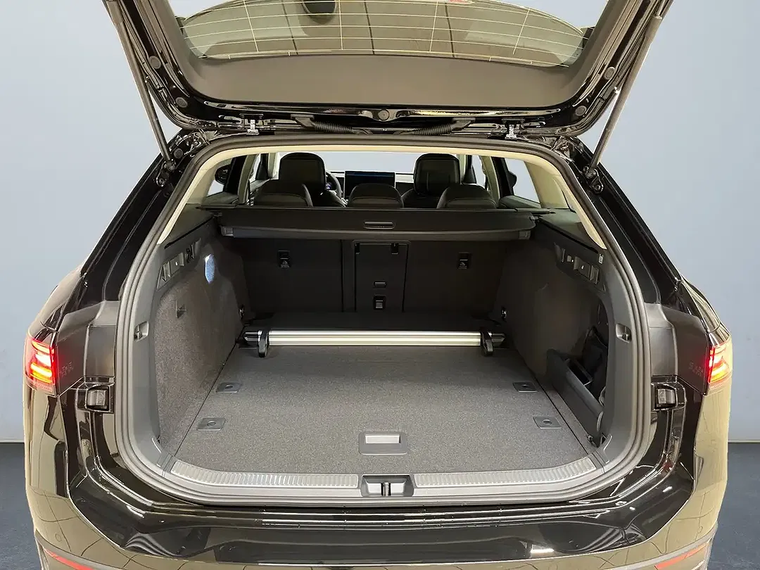 Volkswagen Passat Variant - Thumbnail 13