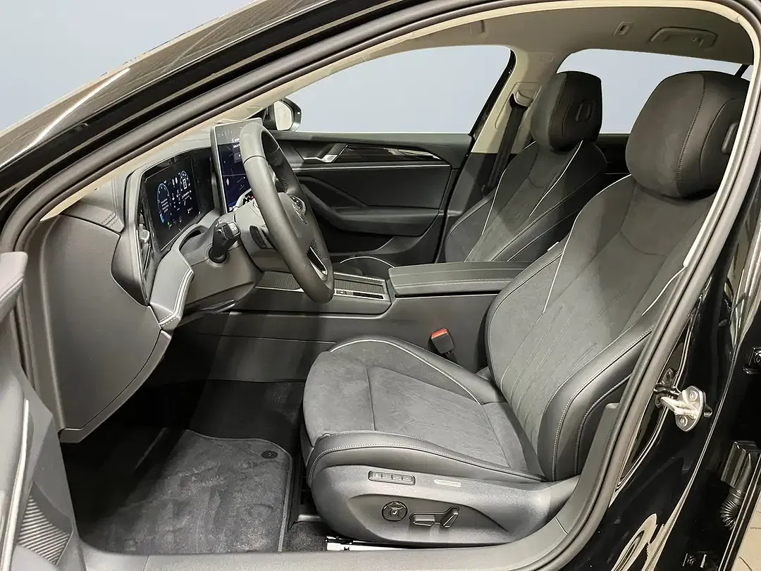 Volkswagen Passat Variant - Thumbnail 6