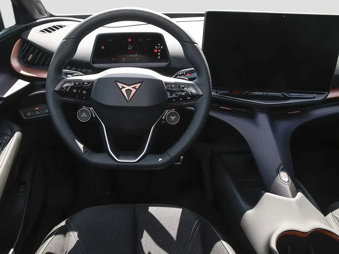CUPRA Tavascan - Thumbnail 11