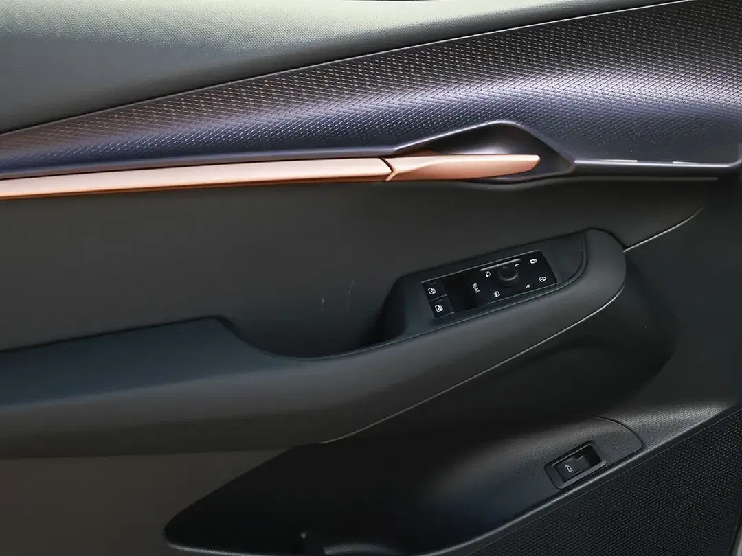 CUPRA Tavascan - Thumbnail 14