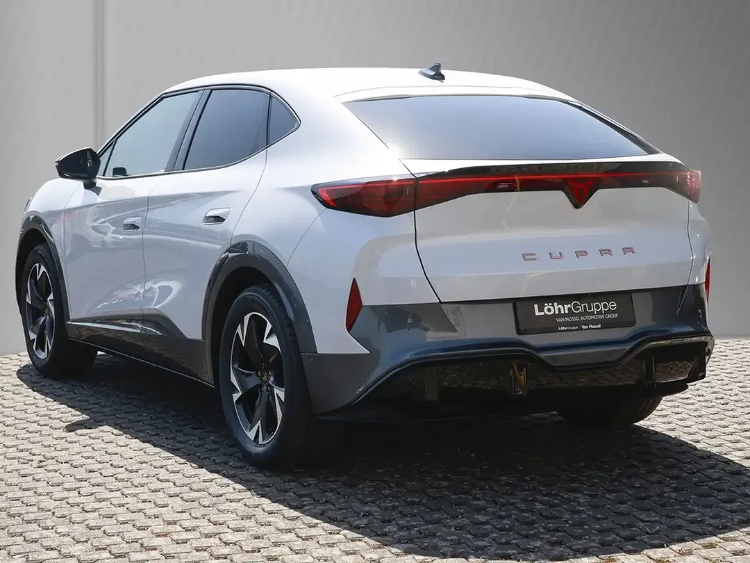CUPRA Tavascan - Thumbnail 4
