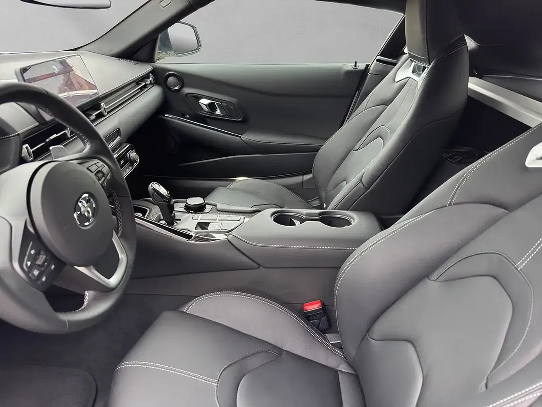 Toyota Supra - Thumbnail 15