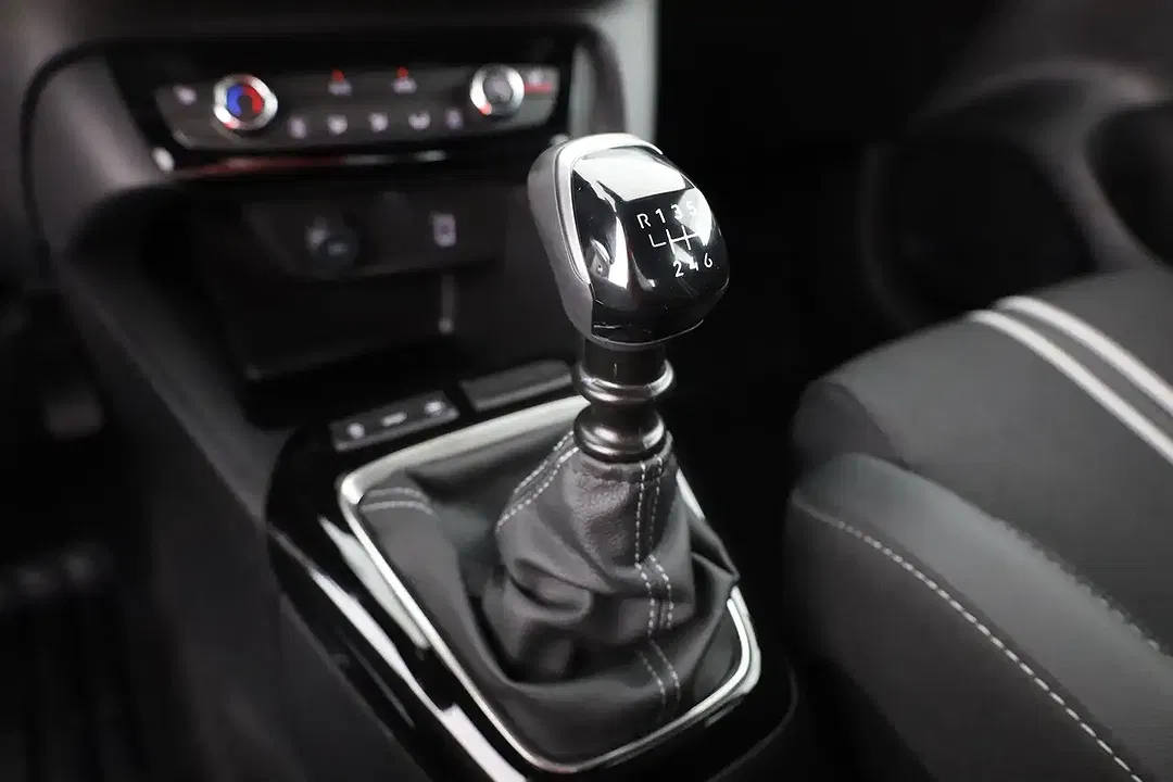 Opel Corsa - Thumbnail 14