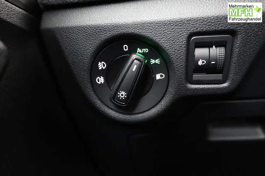 Skoda Kamiq - Thumbnail 8