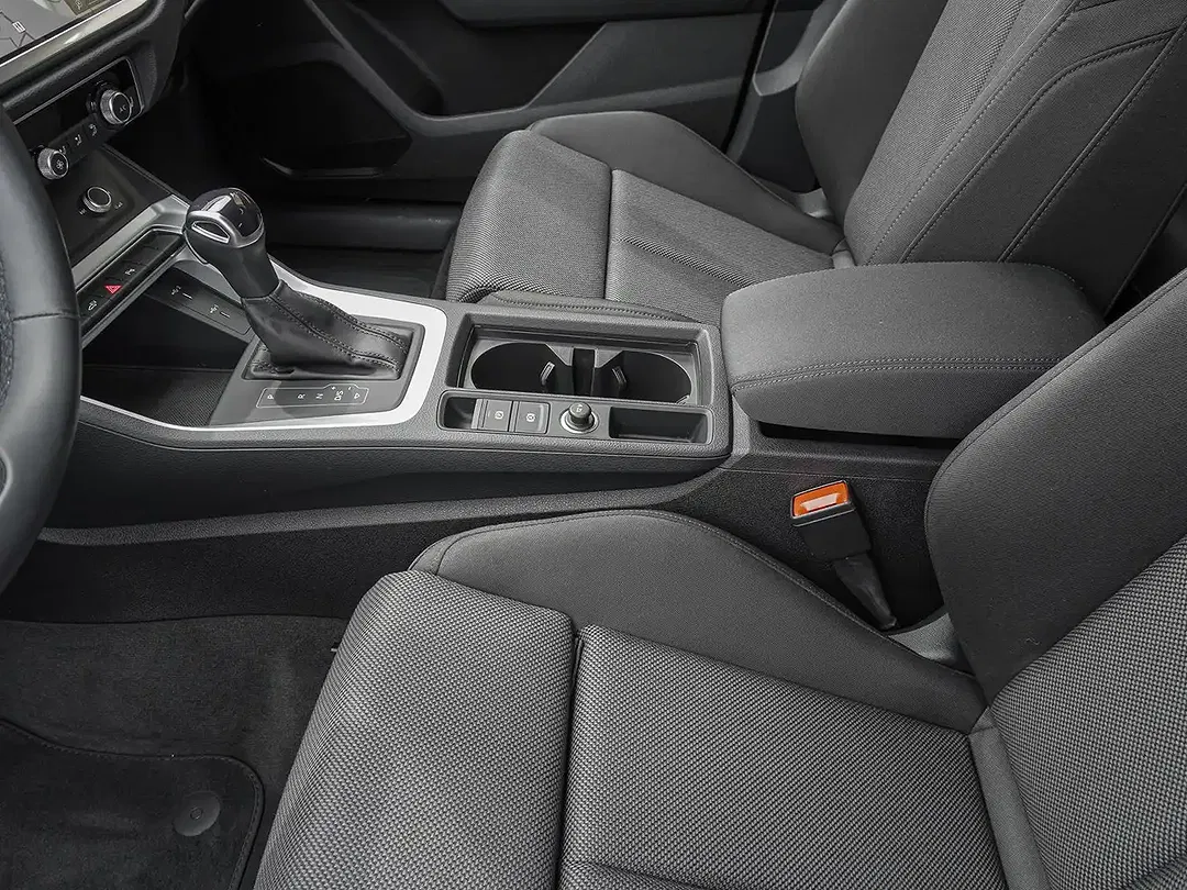 Audi Q3 - Thumbnail 14