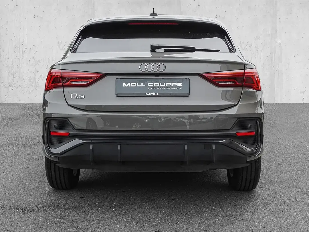 Audi Q3 - Thumbnail 6