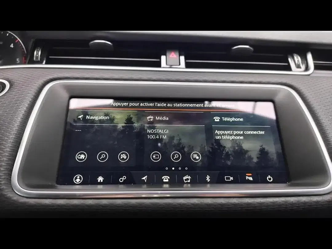 Land Rover Range Rover Evoque - Thumbnail 12