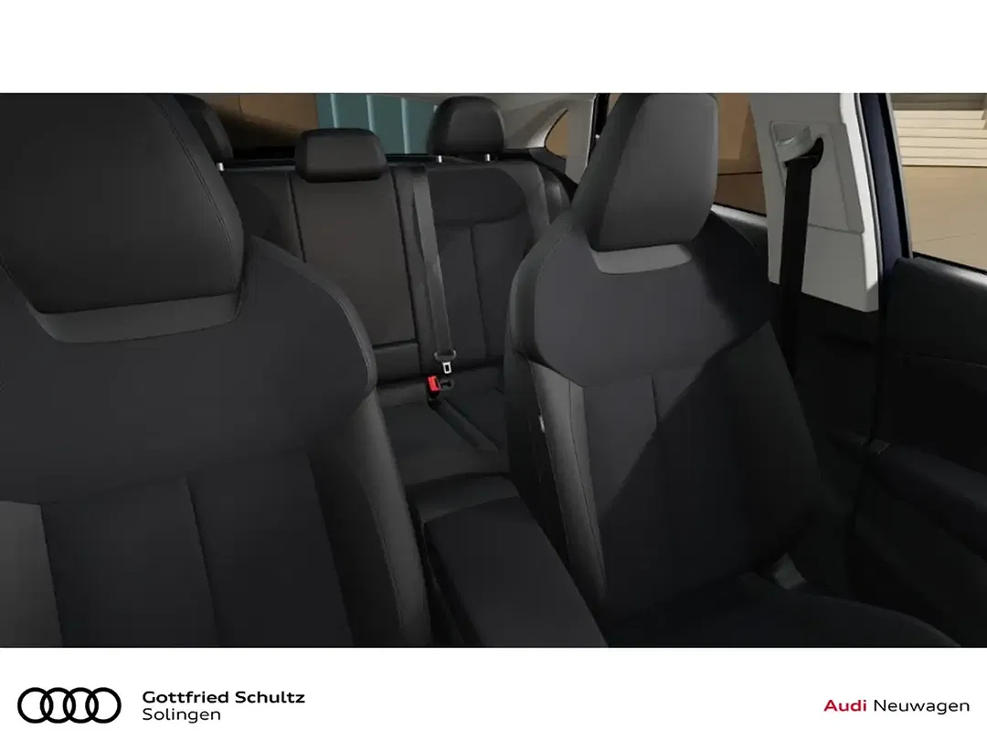 Audi Q3 - Thumbnail 10