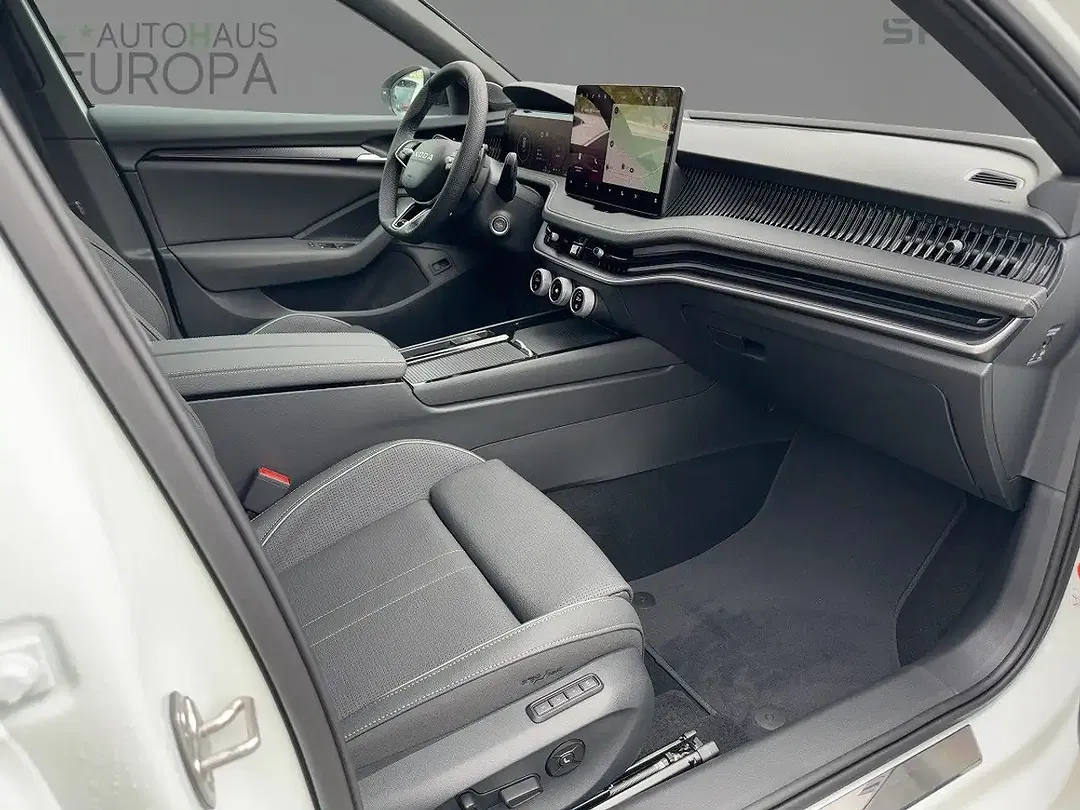 Skoda Superb - Thumbnail 11