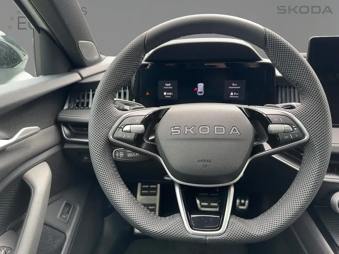 Skoda Superb - Thumbnail 13