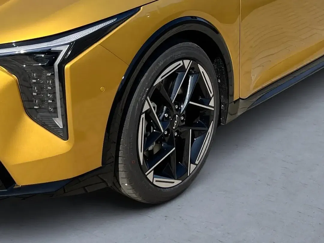 Kia K4 - Thumbnail 6