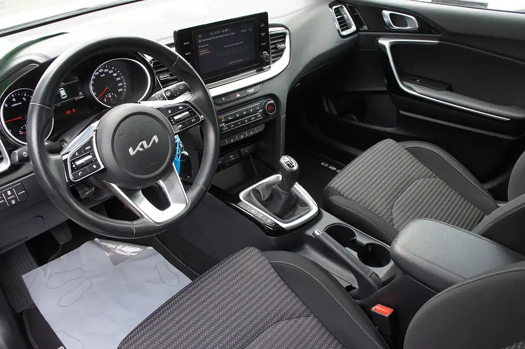 Kia Ceed SW / cee'd SW - Thumbnail 12