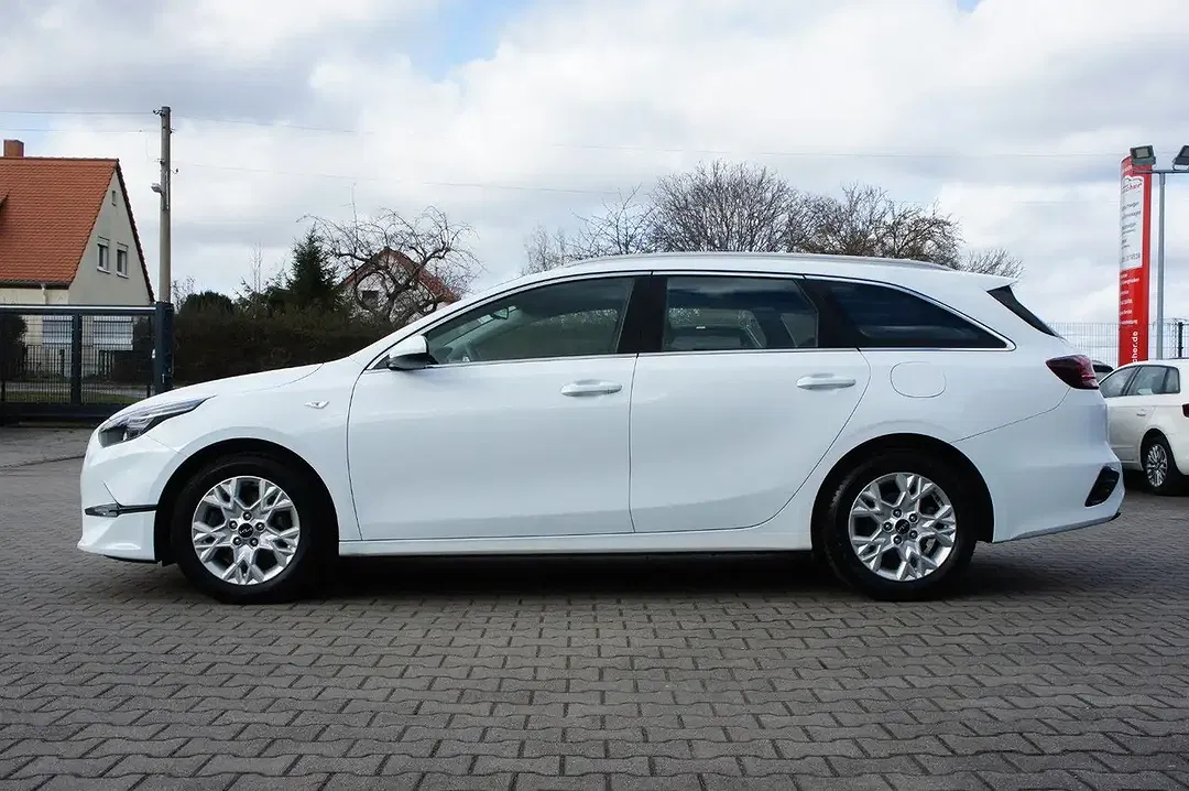Kia Ceed SW / cee'd SW - Thumbnail 5
