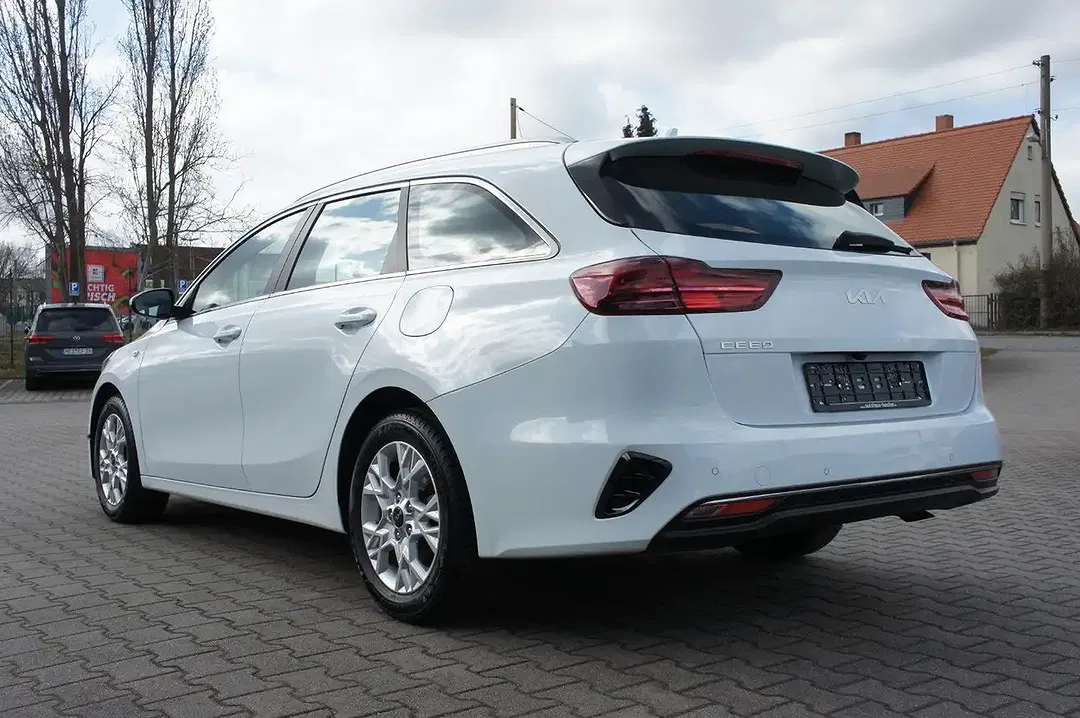 Kia Ceed SW / cee'd SW - Thumbnail 6
