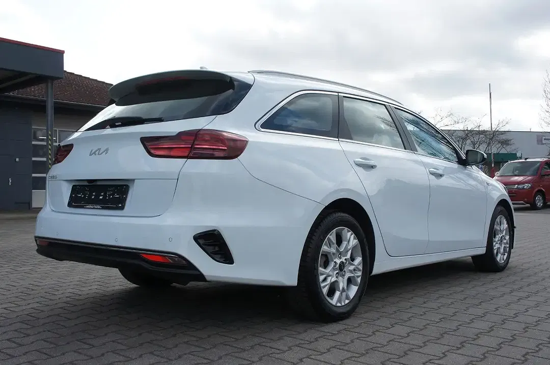 Kia Ceed SW / cee'd SW - Thumbnail 8