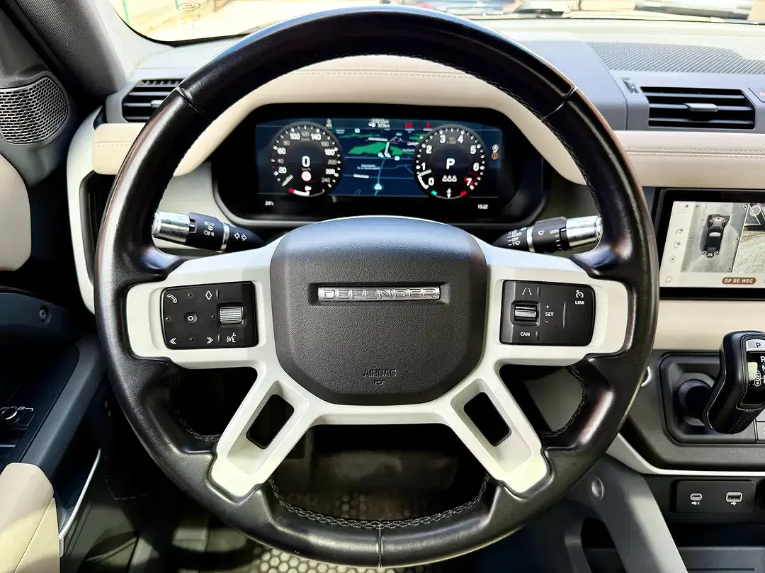 Land Rover Defender - Thumbnail 14