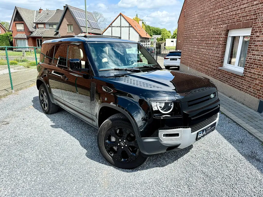Land Rover Defender - Thumbnail 3