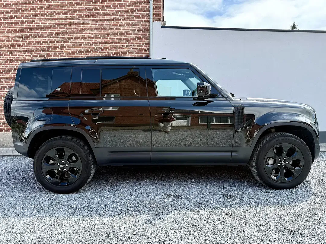 Land Rover Defender - Thumbnail 7