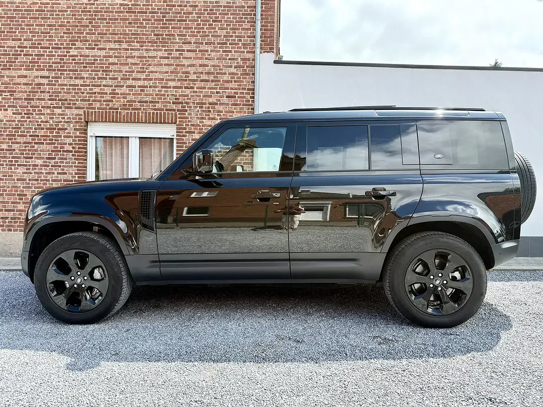 Land Rover Defender - Thumbnail 8
