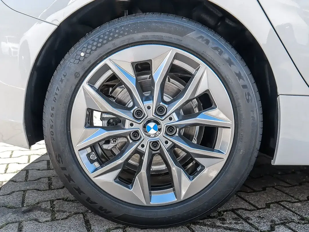 BMW 120 - Thumbnail 4