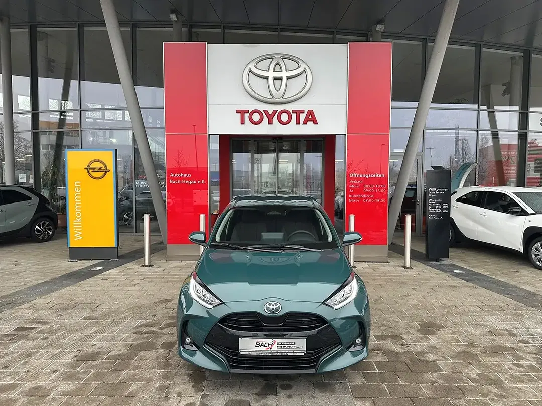 Toyota Yaris - Thumbnail 5