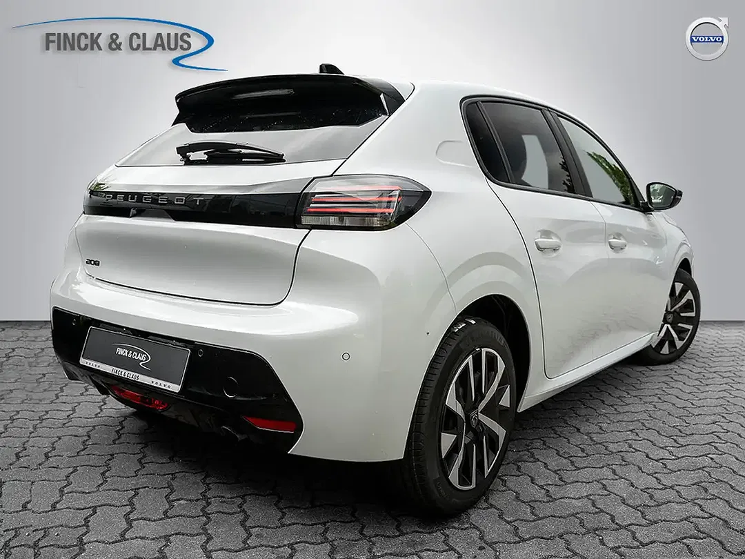 Peugeot 208 - Thumbnail 3