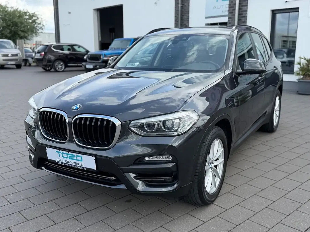 BMW X3 - Thumbnail 4