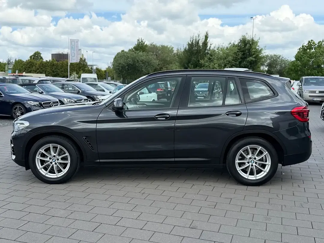 BMW X3 - Thumbnail 5
