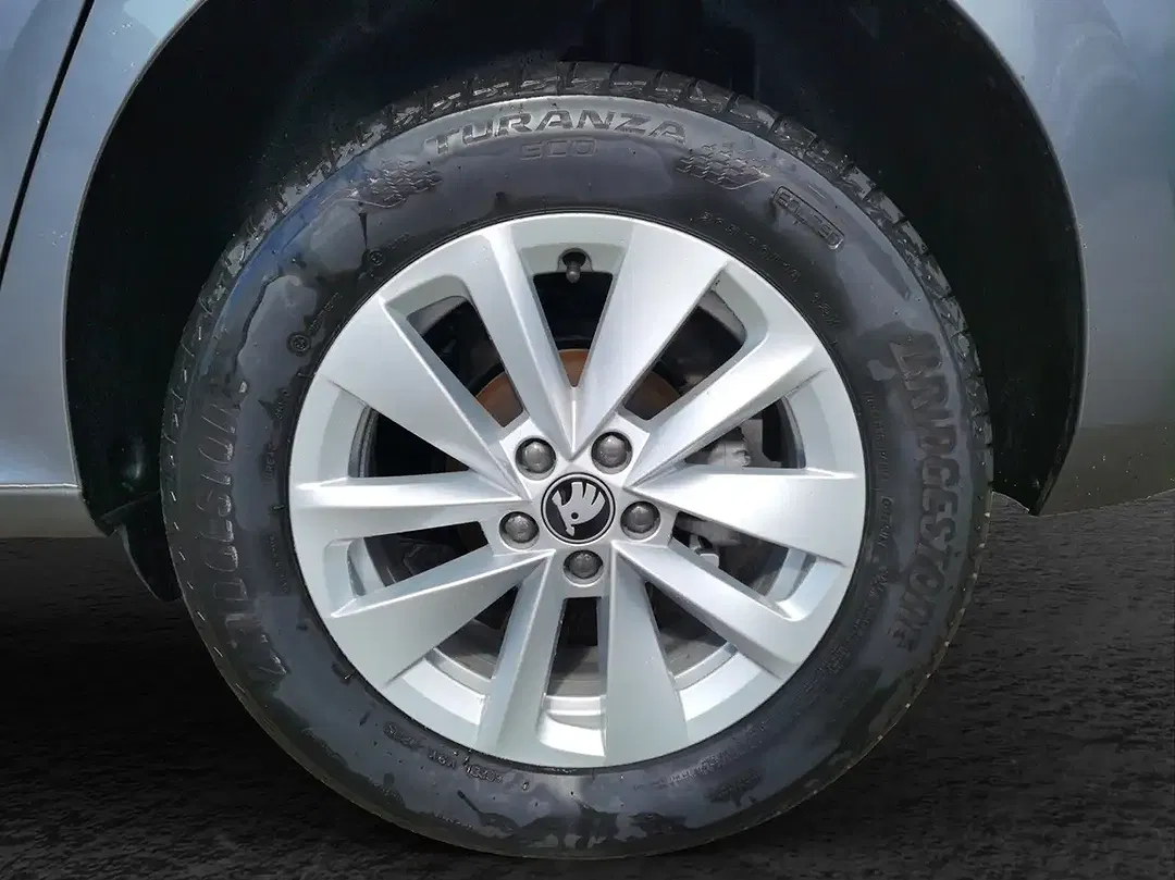Skoda Kamiq - Thumbnail 5