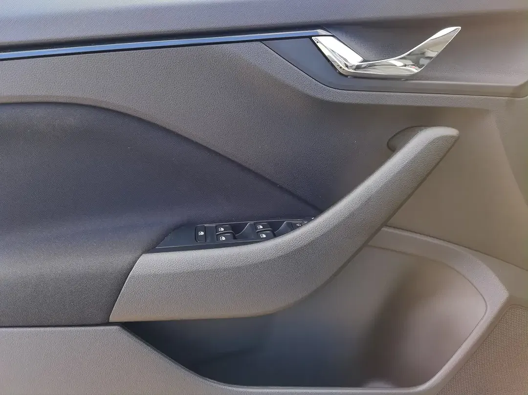 Skoda Kamiq - Thumbnail 6